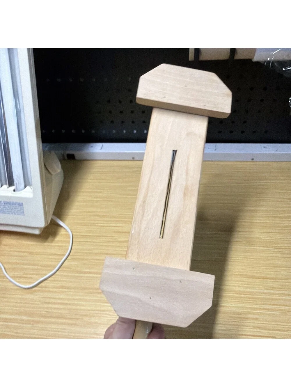 N/A no cracks